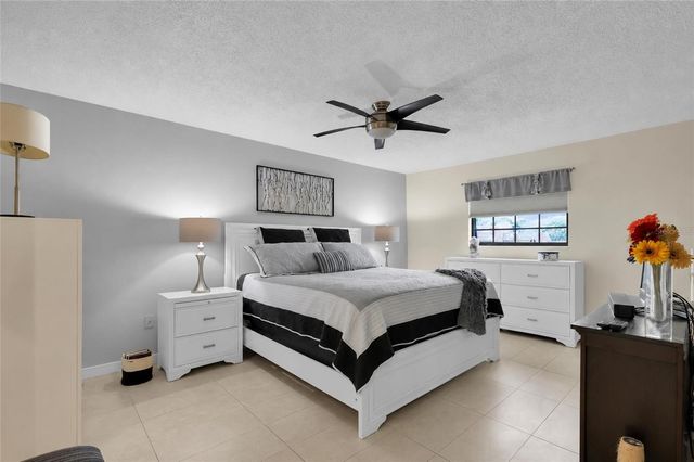 500 NEWELL HILL RD 110D, Leesburg, FL 34748