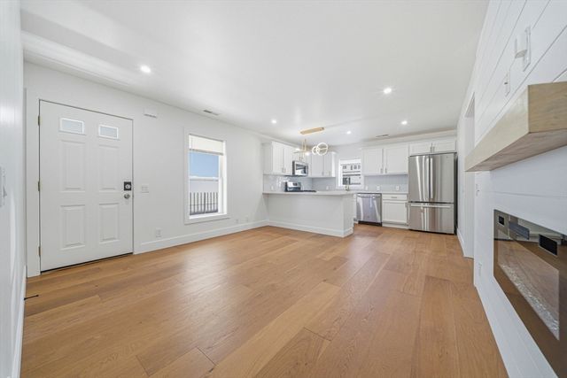 37 Frances St, Brockton, MA 02301