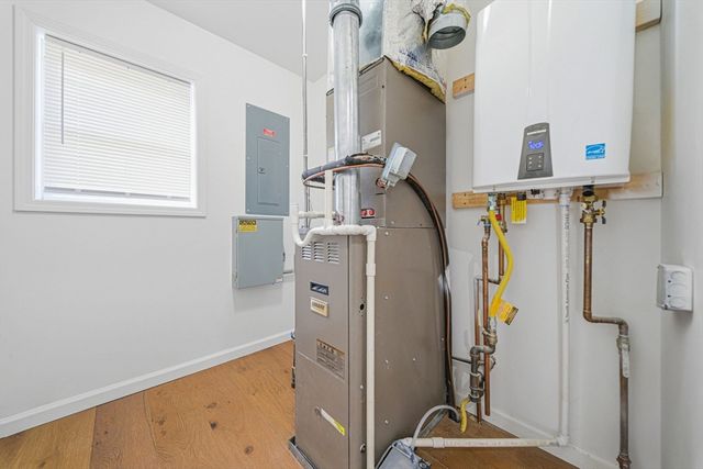 37 Frances St, Brockton, MA 02301