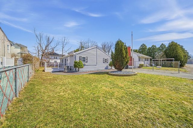 37 Frances St, Brockton, MA 02301