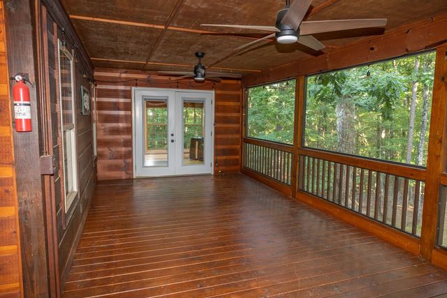 182 Oak Hills Drive, Morganton, GA 30560