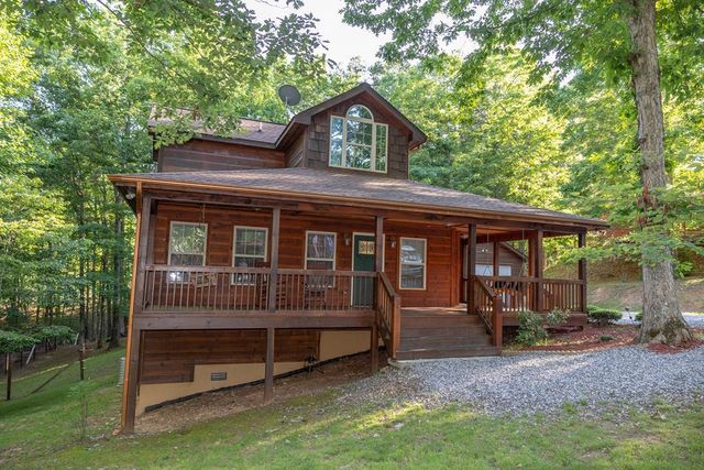182 Oak Hills Drive, Morganton, GA 30560