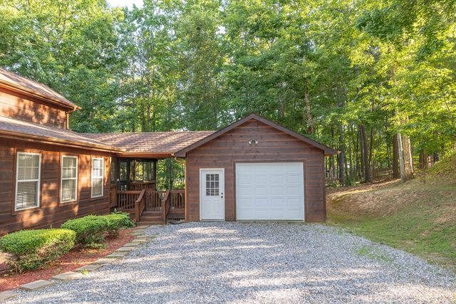 182 Oak Hills Drive, Morganton, GA 30560