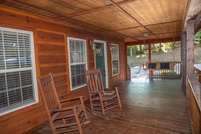 182 Oak Hills Drive, Morganton, GA 30560