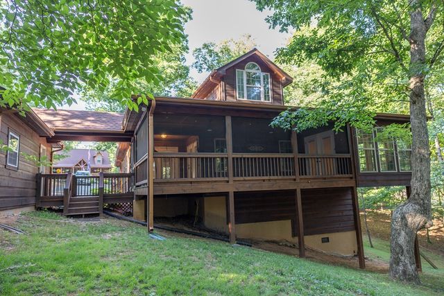 182 Oak Hills Drive, Morganton, GA 30560