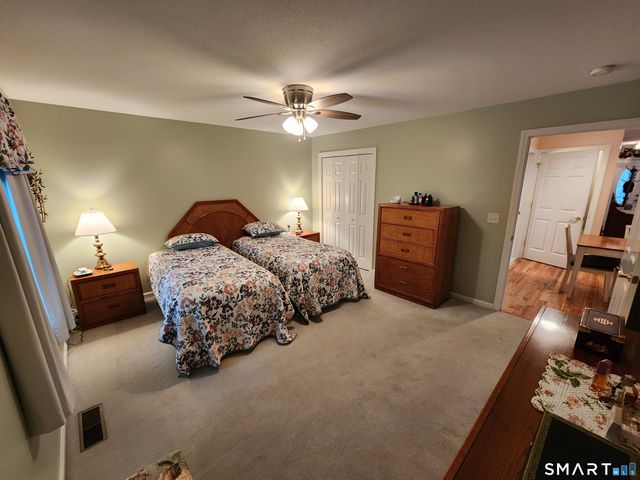 1943 Logans Way, Windsor, CT 06095