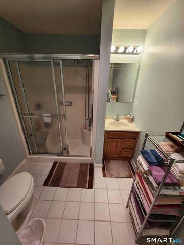 1943 Logans Way, Windsor, CT 06095