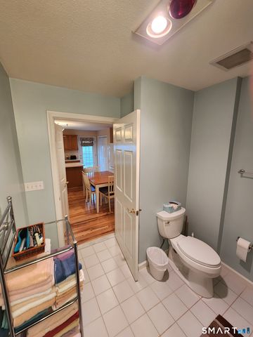 1943 Logans Way, Windsor, CT 06095