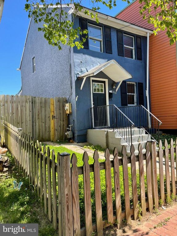 1238 U ST SE, Washington, DC 20020