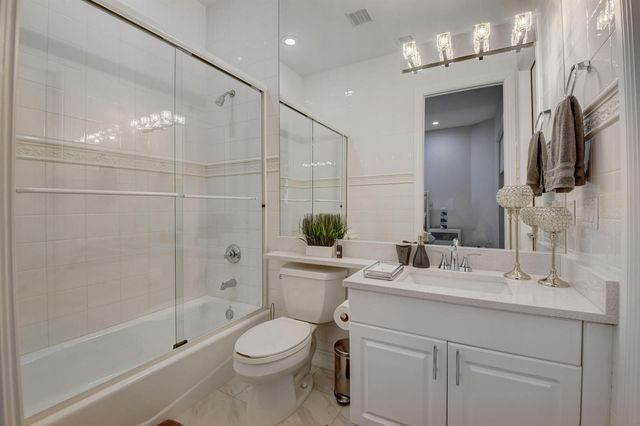 921 Osceola Drive Unit 4, Boca Raton, FL 33432