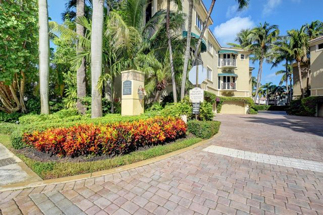 921 Osceola Drive Unit 4, Boca Raton, FL 33432