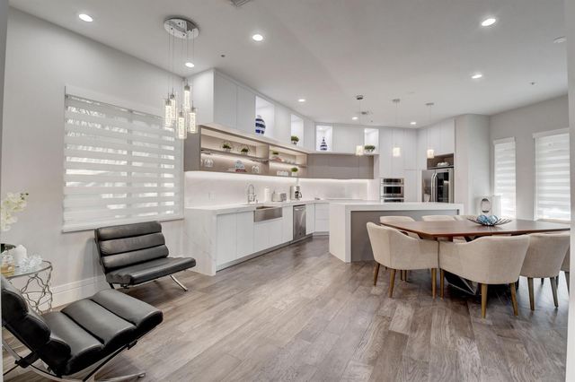 921 Osceola Drive Unit 4, Boca Raton, FL 33432