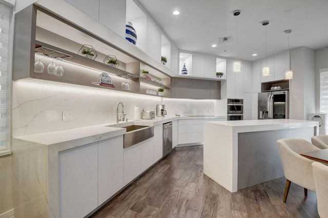 921 Osceola Drive Unit 4, Boca Raton, FL 33432