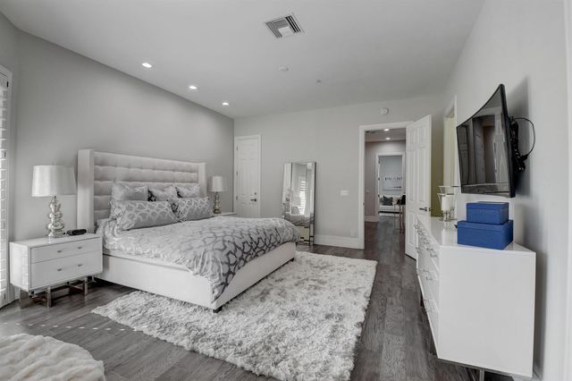 921 Osceola Drive Unit 4, Boca Raton, FL 33432