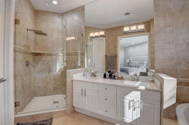 921 Osceola Drive Unit 4, Boca Raton, FL 33432