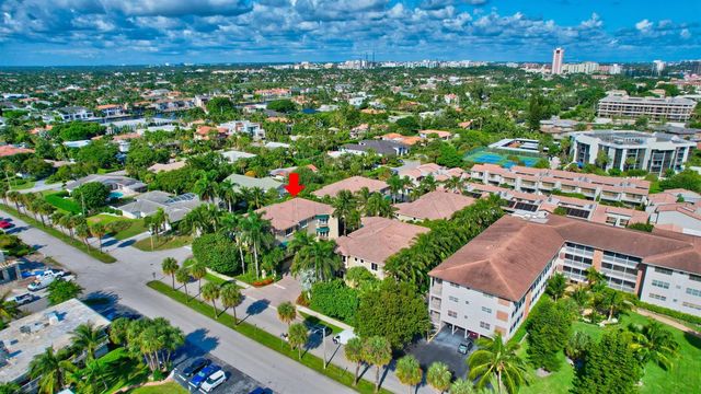 921 Osceola Drive Unit 4, Boca Raton, FL 33432