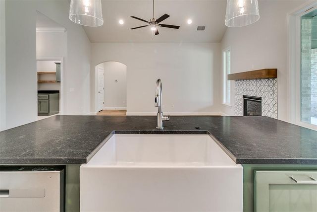 13313 Porto Lane, Oklahoma City, OK 73170