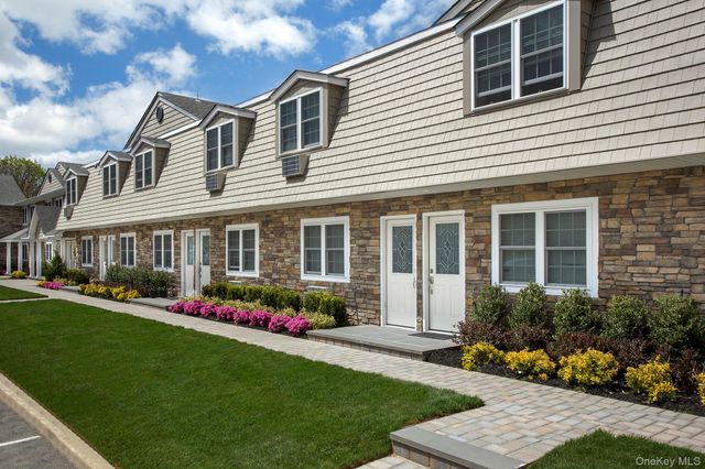 146 Terrace TO3146, Bayport, NY 11705