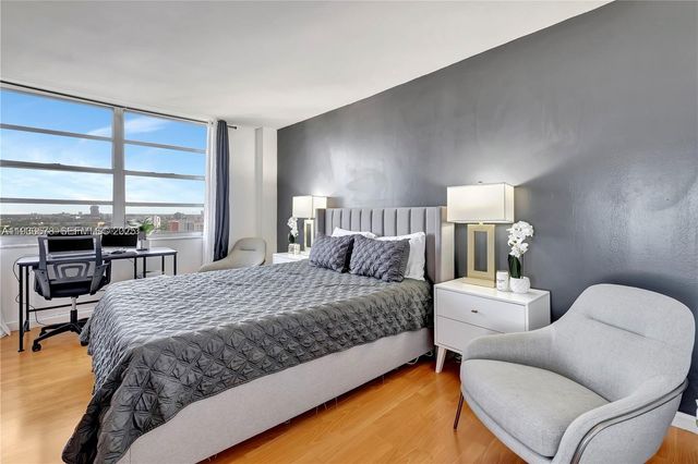 2780 NE 183rd St 2011, Aventura, FL 33160