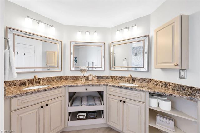 2611 Citrus Lake DR # C105, Naples, FL 34109