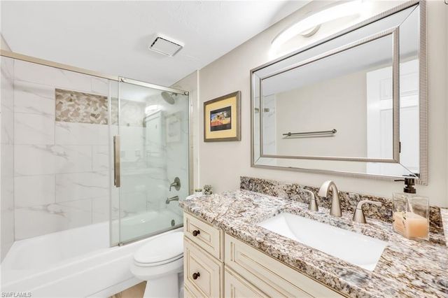 2611 Citrus Lake DR # C105, Naples, FL 34109