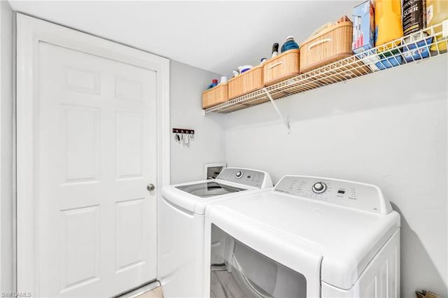 2611 Citrus Lake DR # C105, Naples, FL 34109