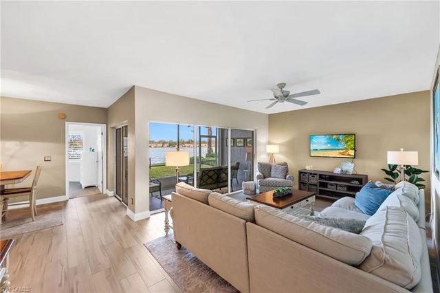 2611 Citrus Lake DR # C105, Naples, FL 34109