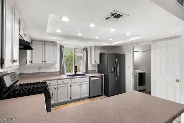 2324 Collanade Court, Las Vegas, NV 89128