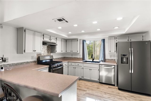 2324 Collanade Court, Las Vegas, NV 89128