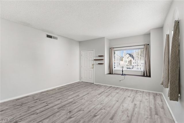 2324 Collanade Court, Las Vegas, NV 89128