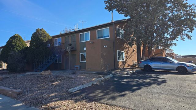 134 Altez Street NE, Albuquerque, NM 87123