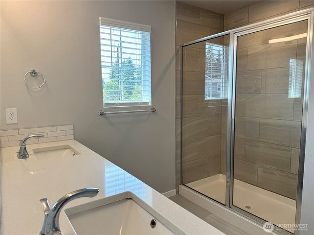 10044 5th Avenue SW, Seattle, WA 98146