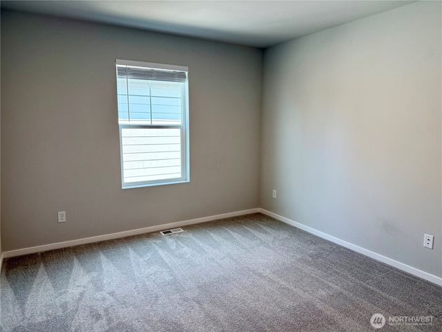 10044 5th Avenue SW, Seattle, WA 98146