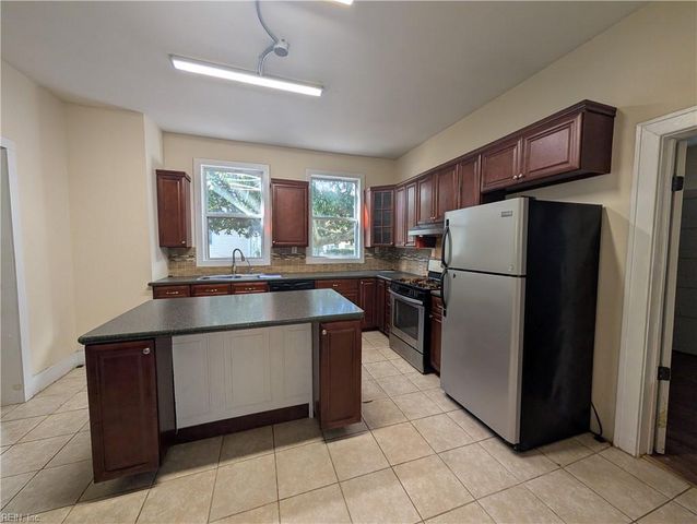 335 54th ST, Newport News, VA 23607