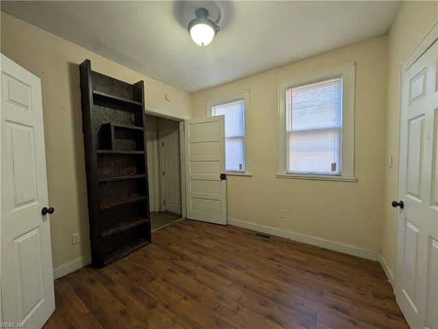 335 54th ST, Newport News, VA 23607