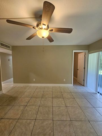 1700 N Congress Avenue 104, West Palm Beach, FL 33401