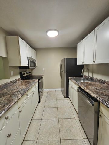 1700 N Congress Avenue 104, West Palm Beach, FL 33401