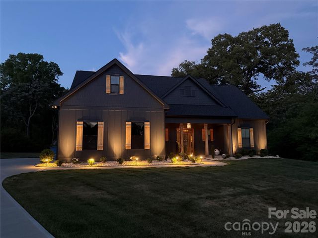 5201 Meadowland Parkway, Monroe, NC 28112