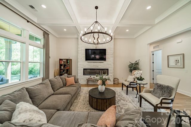 5201 Meadowland Parkway, Monroe, NC 28112