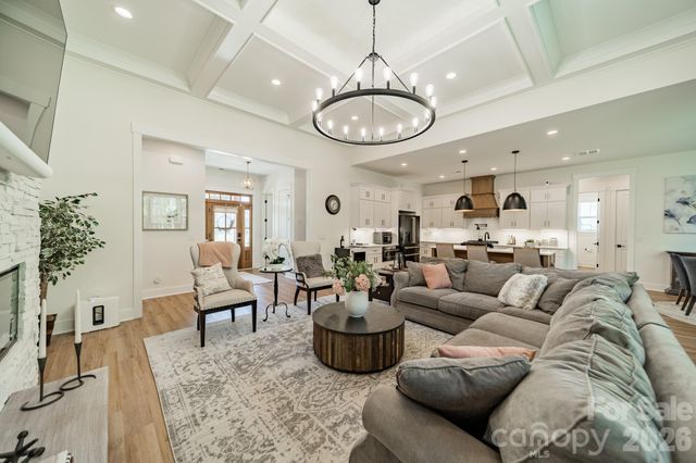 5201 Meadowland Parkway, Monroe, NC 28112