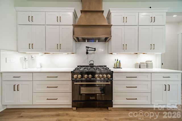 5201 Meadowland Parkway, Monroe, NC 28112