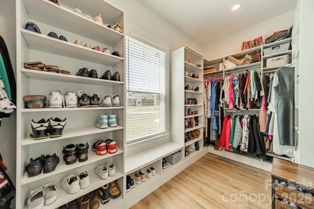 5201 Meadowland Parkway, Monroe, NC 28112