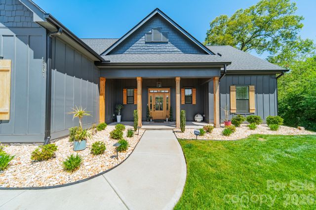 5201 Meadowland Parkway, Monroe, NC 28112