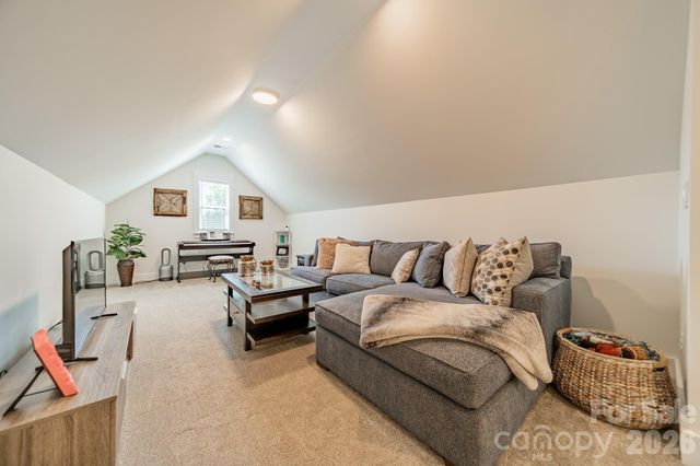 5201 Meadowland Parkway, Monroe, NC 28112