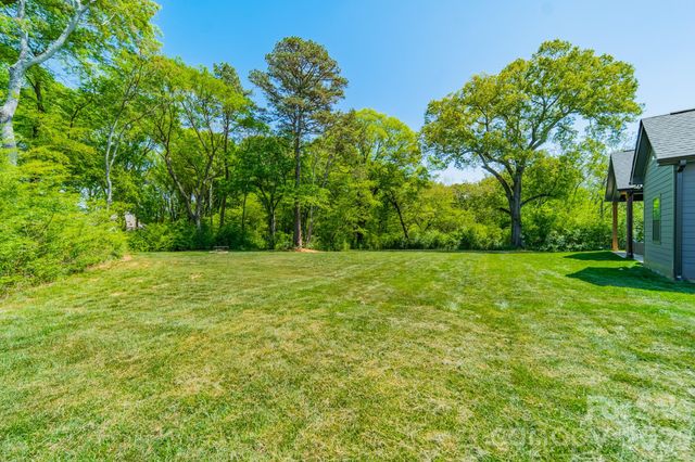5201 Meadowland Parkway, Monroe, NC 28112
