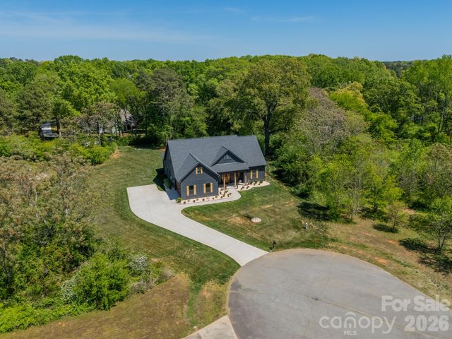 5201 Meadowland Parkway, Monroe, NC 28112