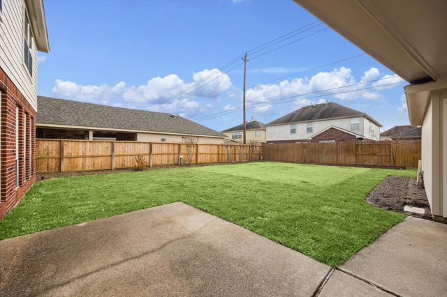 10034 Park Meadow Drive, Houston, TX 77089