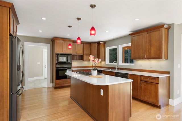 27201 State Highway 3 NE, Poulsbo, WA 98370