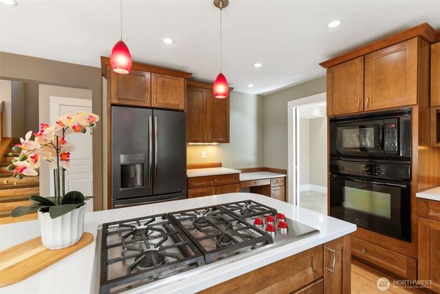 27201 State Highway 3 NE, Poulsbo, WA 98370