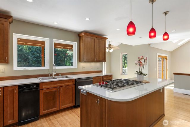 27201 State Highway 3 NE, Poulsbo, WA 98370